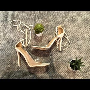 Chase & Chloe heels